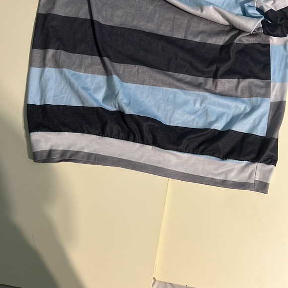 Blue striped shirt - Picture 5 of 7